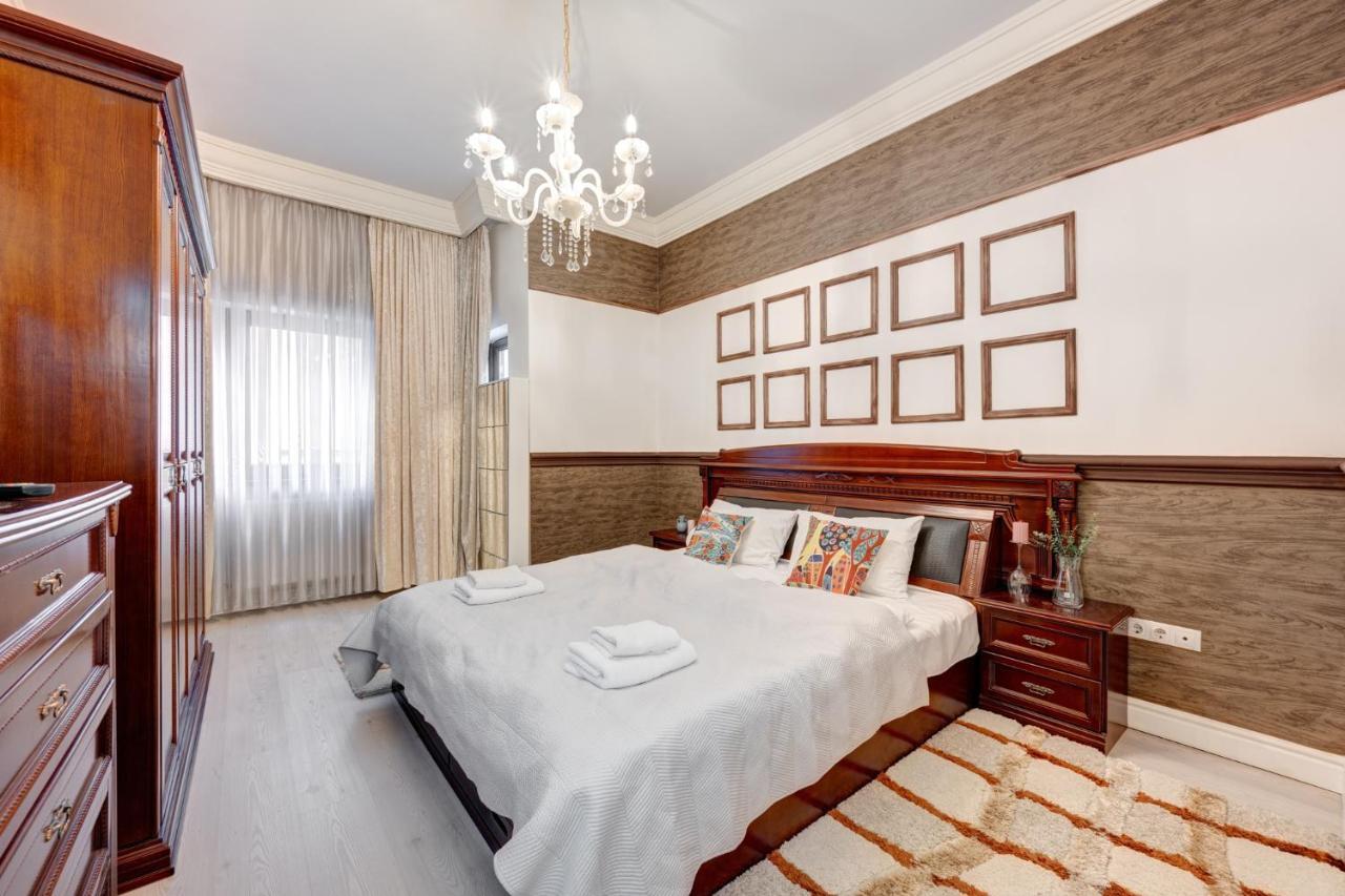Beautiful 2Bedflatcismigiu Lägenhet Bukarest Exteriör bild